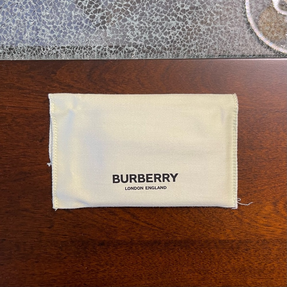 Burberry Black-Trim Blue and White Canvas Card Holder - Picture 4 of 6